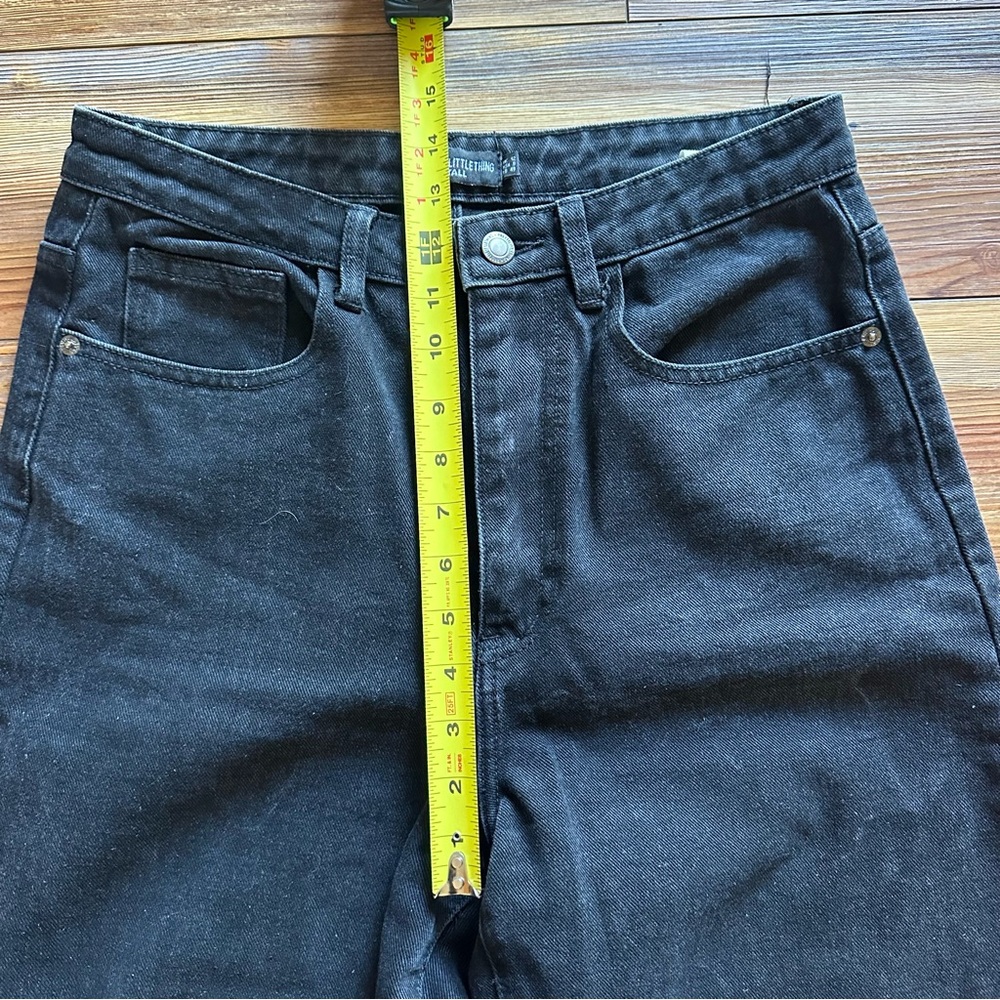 PrettyLittleThing Black Denim High Waisted Straight Leg Jeans Size 8 Tall/Long - Picture 5 of 7